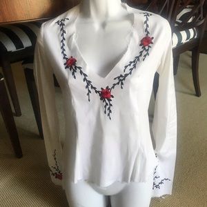 CASTELLANI ITALY Stretch cotton embroidered top